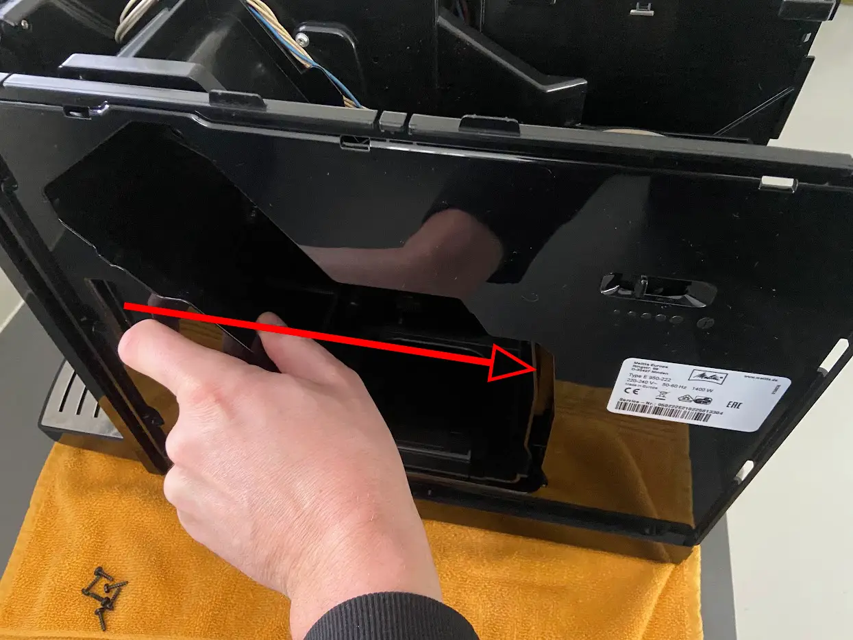 Verwijder zijkap (kant zetgroep)